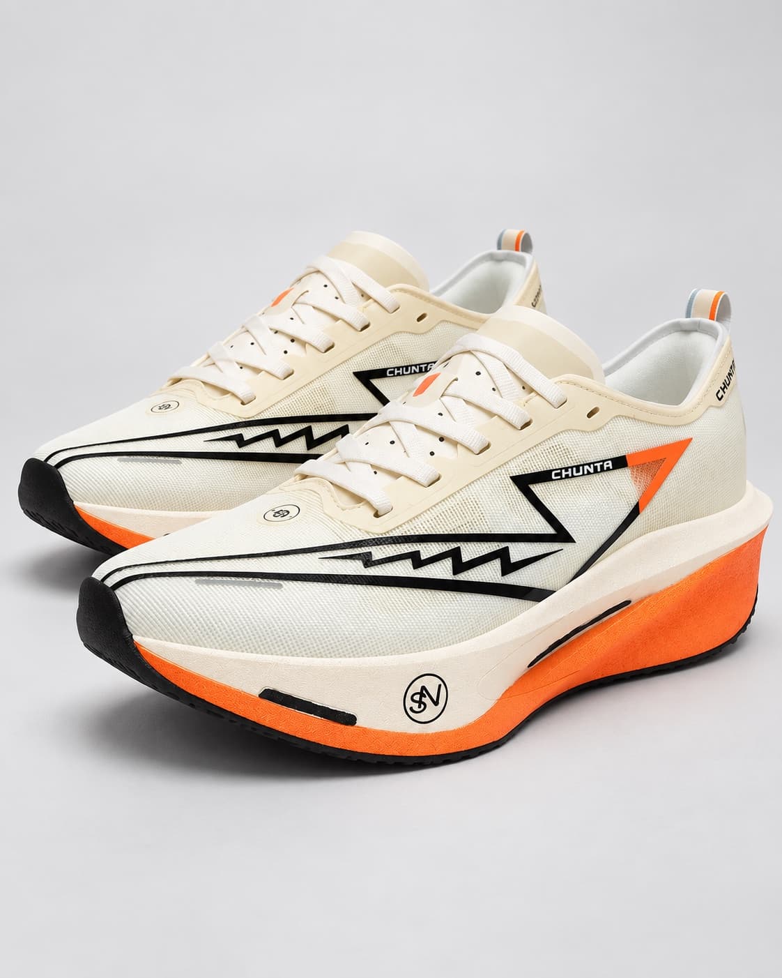 Tênis CHUNTA branco e laranja — Creme